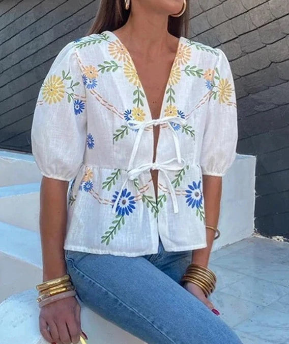 Camisa con estampado de flores