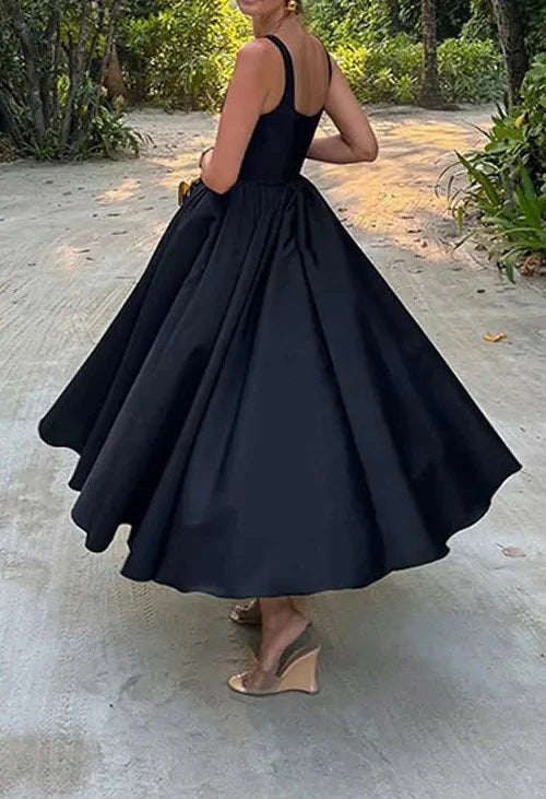 Elegant Black Maxi Dress